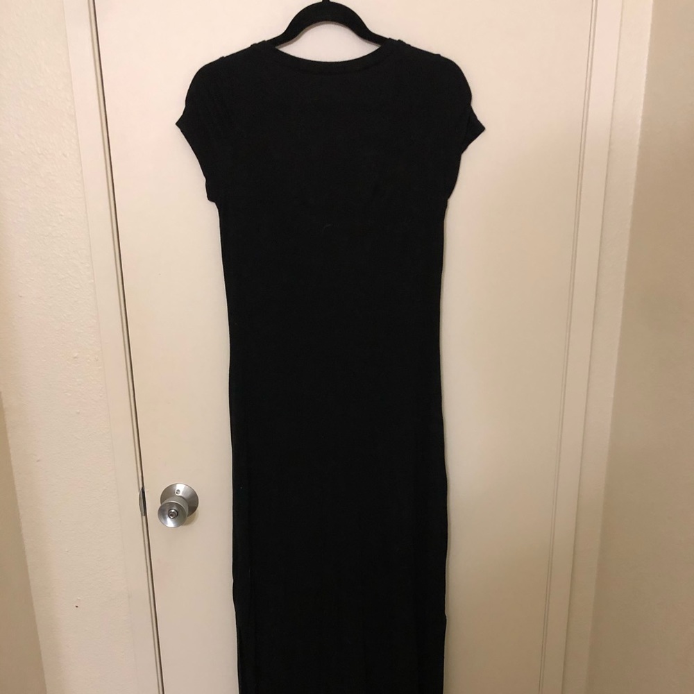 Long black dress - Picture 2 of 2